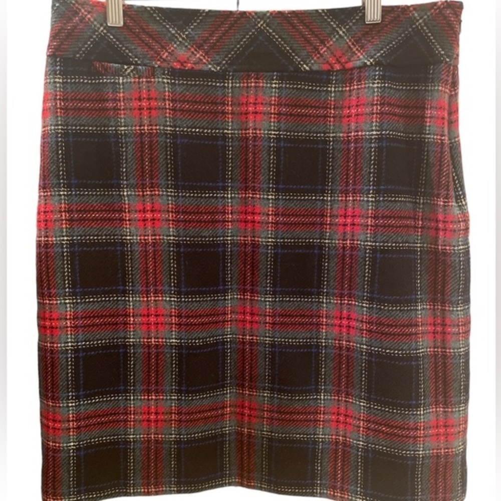 Plaid Women's Skirt - Red and Black